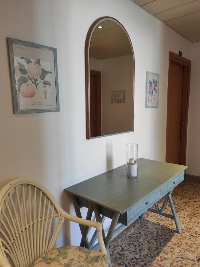 Hotel Imperia Marciana Marina  Eksteriør billede