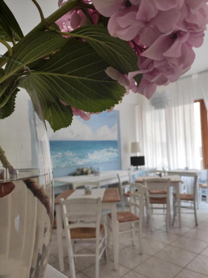 Hotel Imperia Marciana Marina  Eksteriør billede